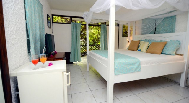 Guest room at The Hummingbird Beach Resort